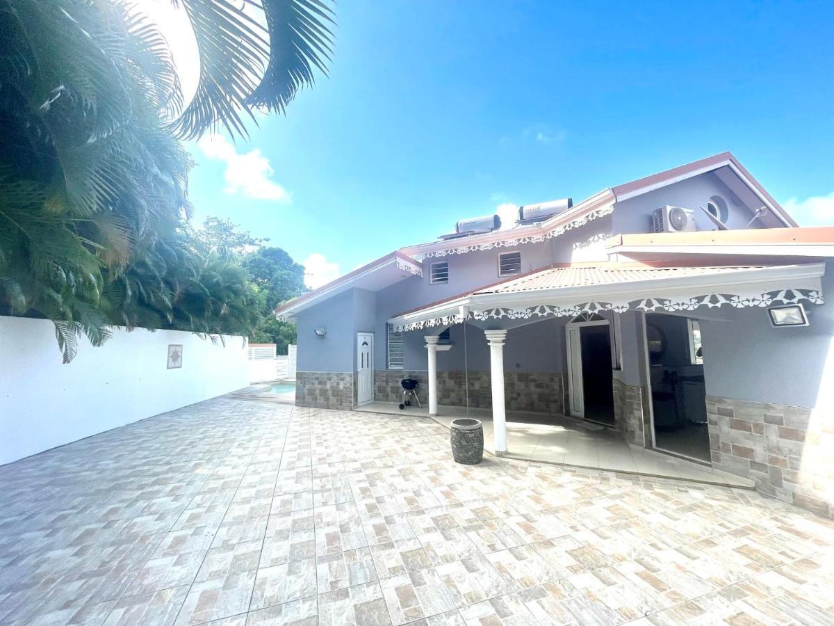 Les Appart Villa Sunbay Caraibes Avec Piscine Privative Vue Mer Et Montagne Le François Exterior foto