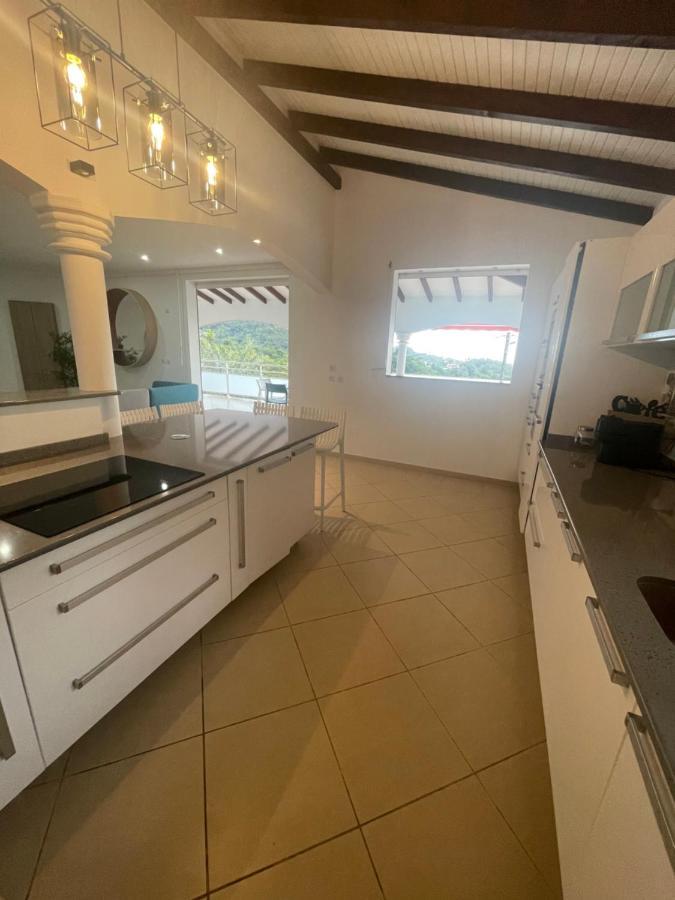 Les Appart Villa Sunbay Caraibes Avec Piscine Privative Vue Mer Et Montagne Le François Exterior foto