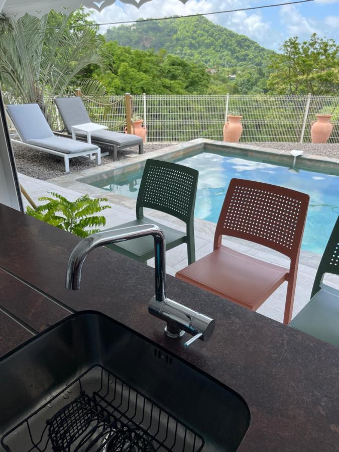 Les Appart Villa Sunbay Caraibes Avec Piscine Privative Vue Mer Et Montagne Le François Exterior foto