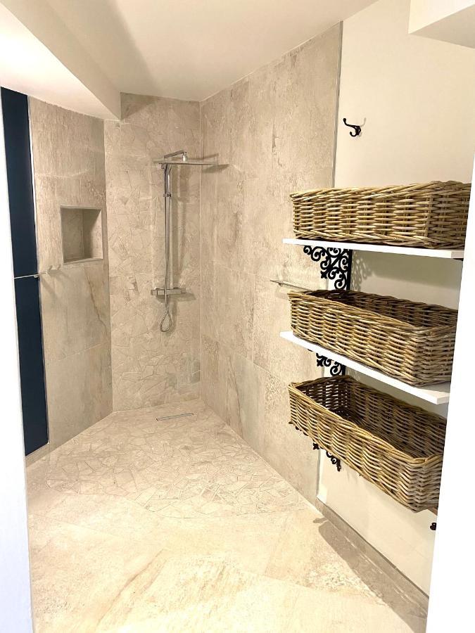 Les Appart Villa Sunbay Caraibes Avec Piscine Privative Vue Mer Et Montagne Le François Exterior foto