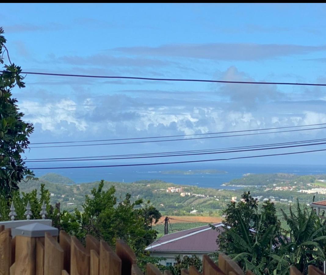 Les Appart Villa Sunbay Caraibes Avec Piscine Privative Vue Mer Et Montagne Le François Exterior foto